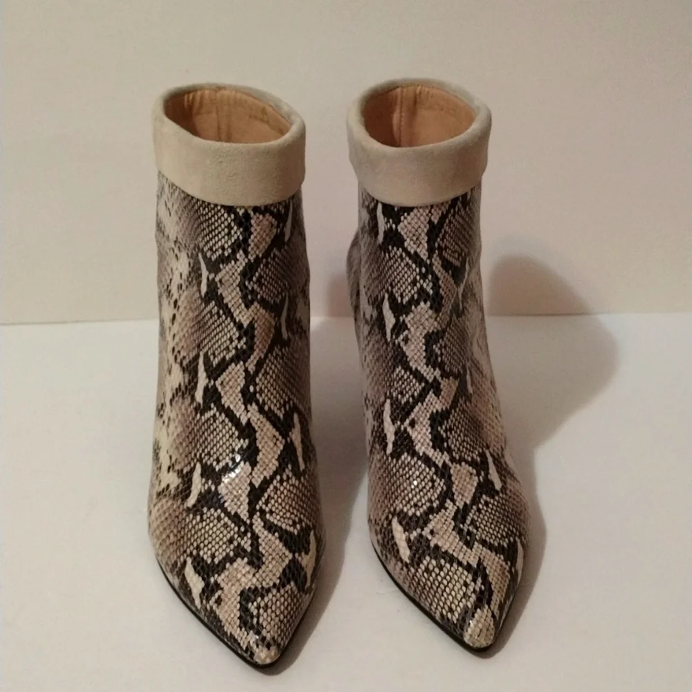 42 Gold Print Snakeskin Ankle Heel booties Size 7.5 or‎ 38
